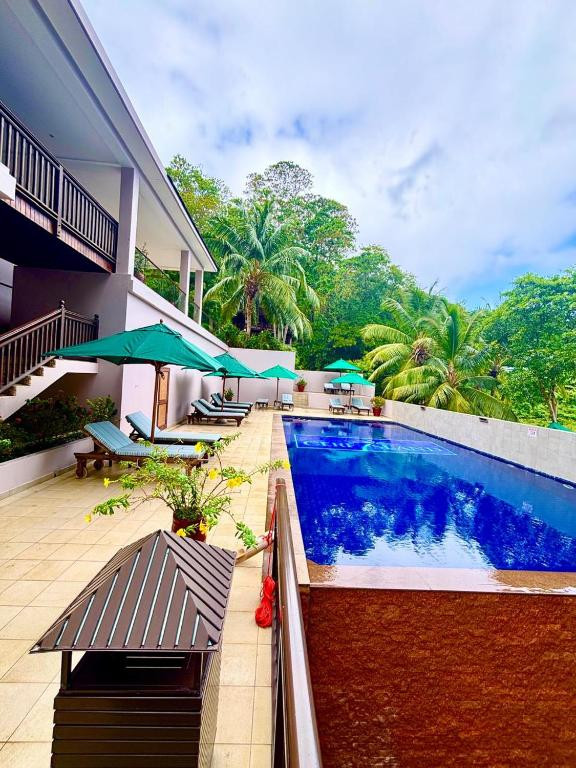 Cerf Island Resort (Ex. Marine Park) 4*