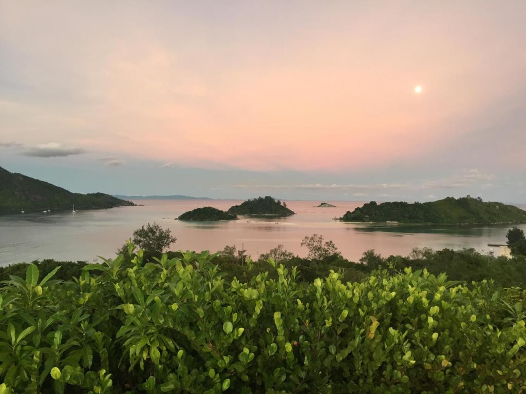 Cerf Island Resort (Ex. Marine Park) 4*