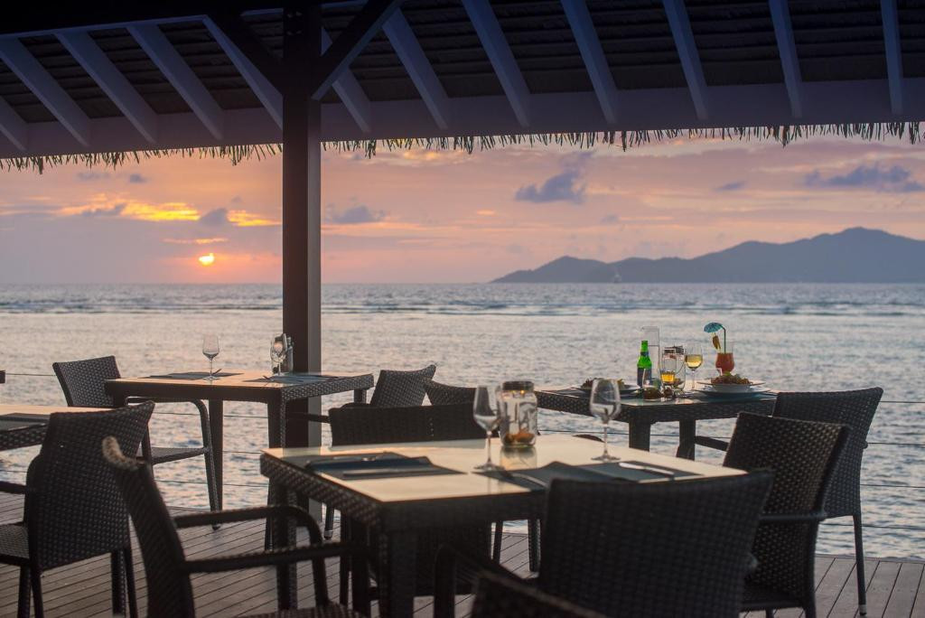 Le Nautique Luxury Waterfront Hotel 4*