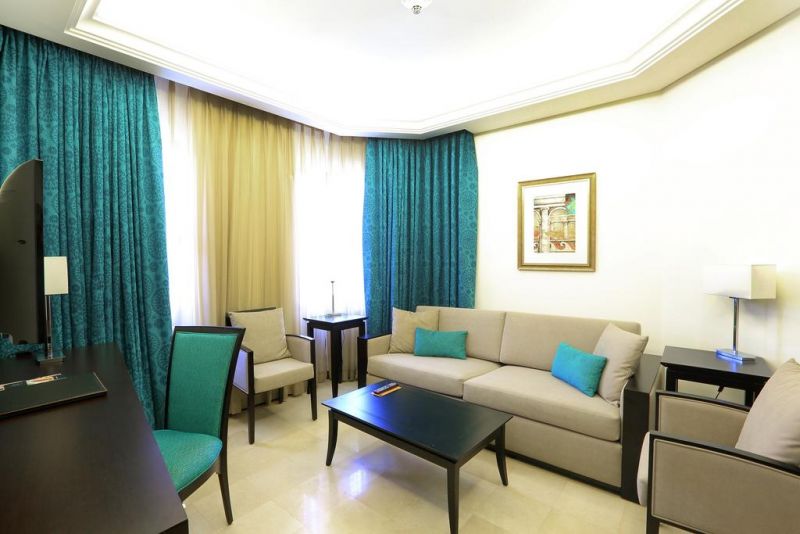 Corp Executive 4*