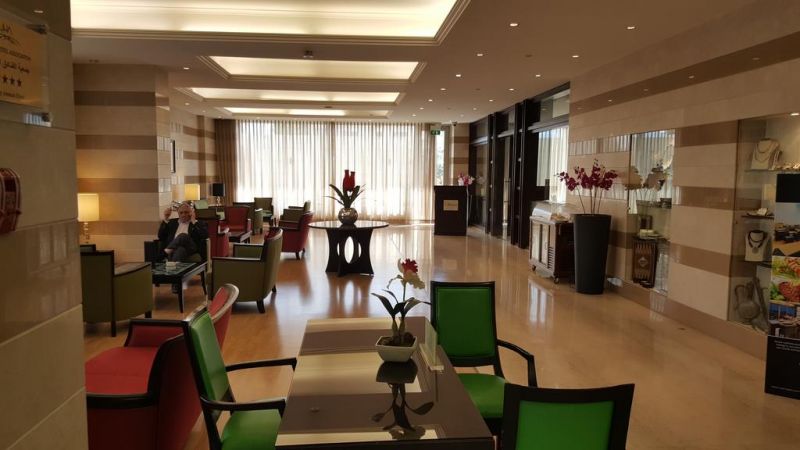 Corp Executive 4*