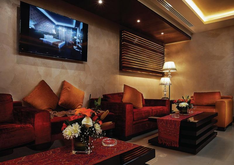 Seven Roses Hotel 4*