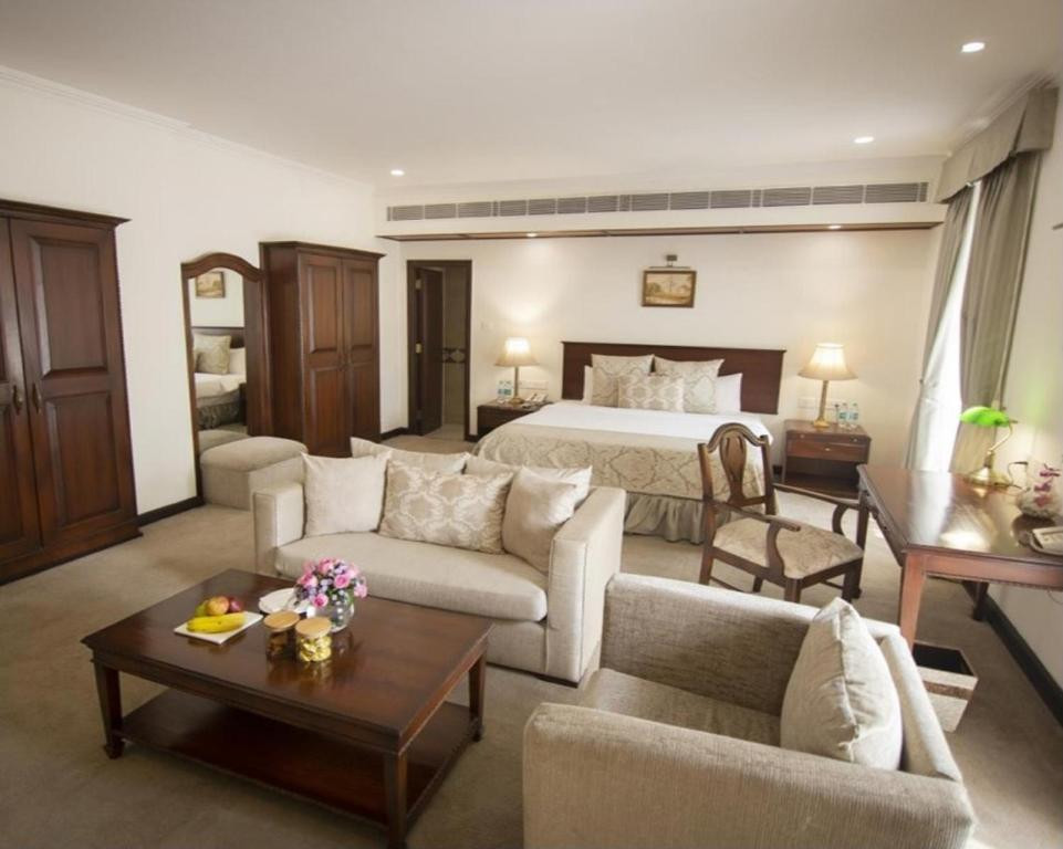 Ambassador, New Delhi - Ihcl Seleqtions 5*