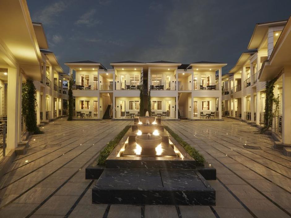 The Acacia Morjim Oceanfront 4*