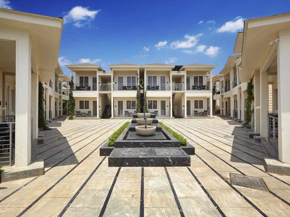 The Acacia Morjim Oceanfront 4*