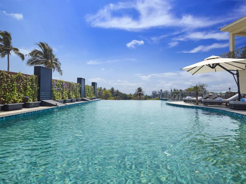 The Acacia Morjim Oceanfront 4*