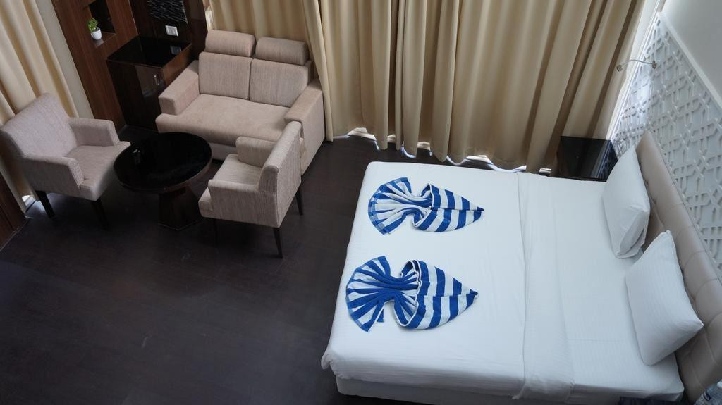 Ansh Hotel 2*