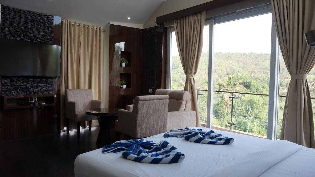 Ansh Hotel 2*