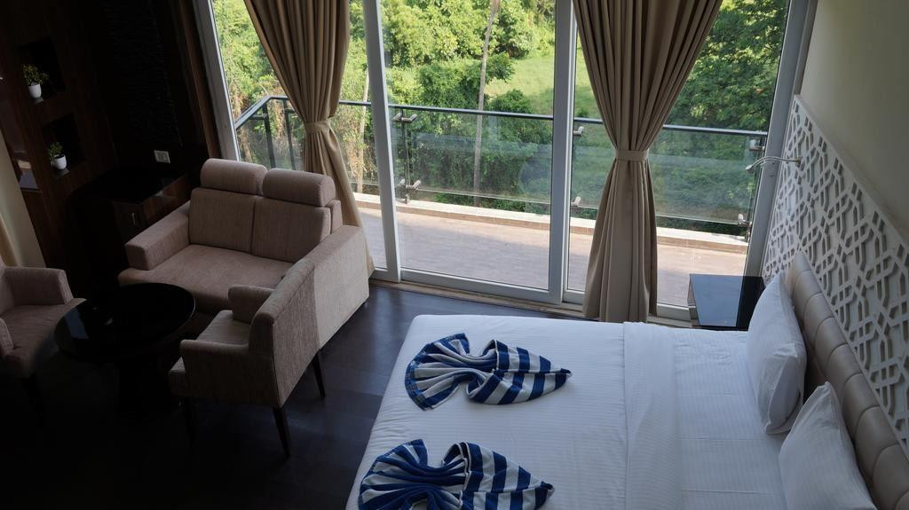 Ansh Hotel 2*