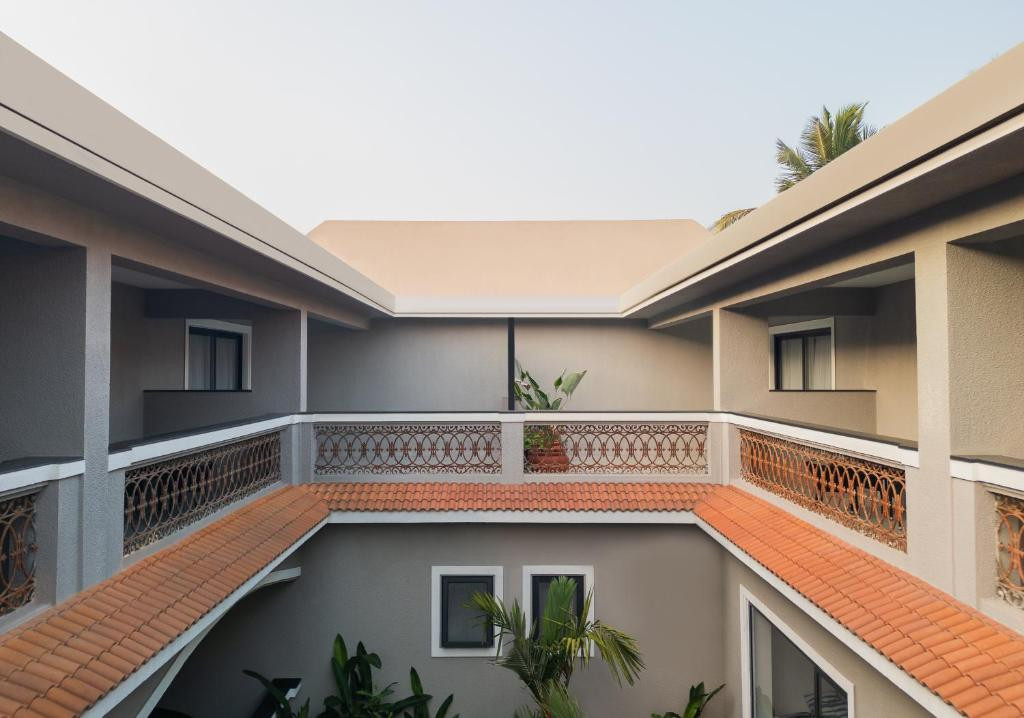 Chalston Beach Resort 3*