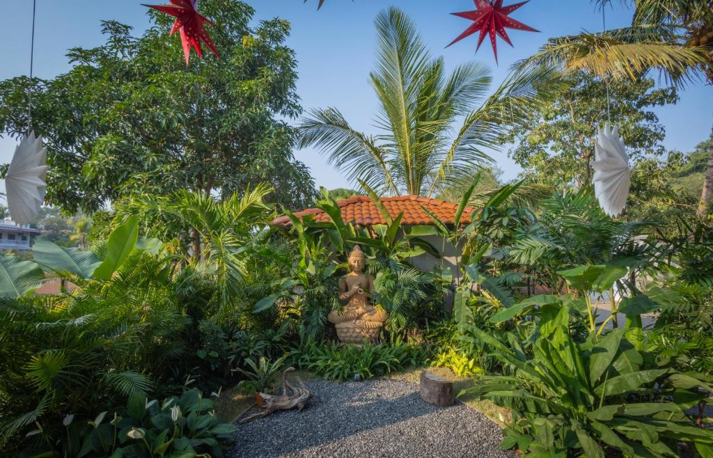 Chalston Beach Resort 3*