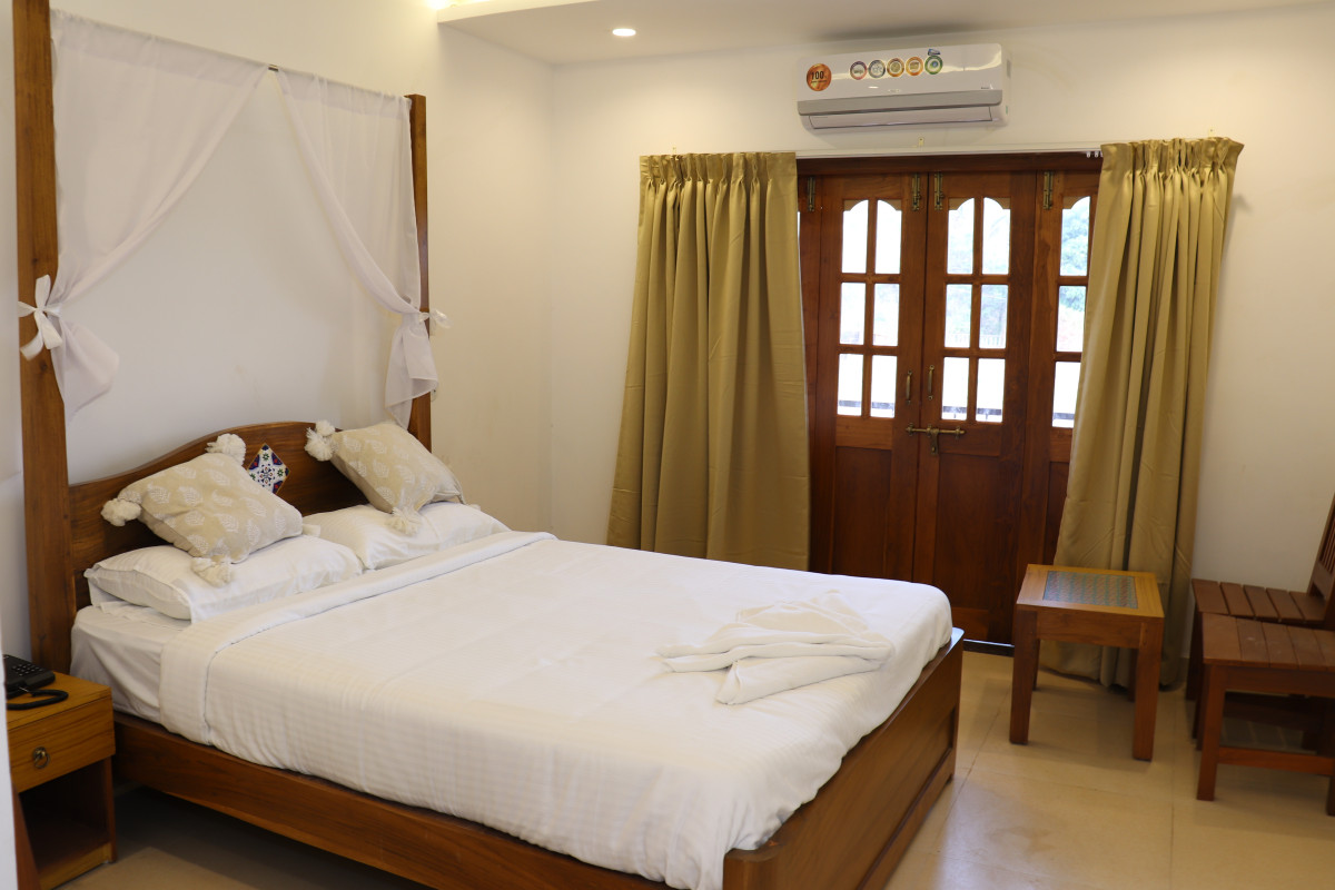 Crystal Serenity 2*