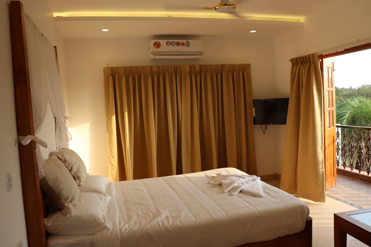 Crystal Serenity 2*