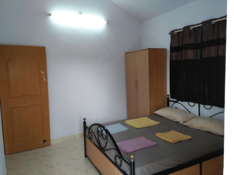 Elroy Guest House 2*