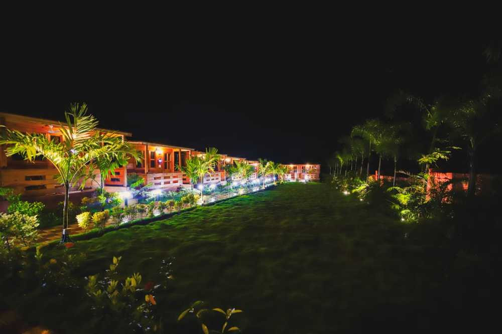 Grand Vatika Resort 3*