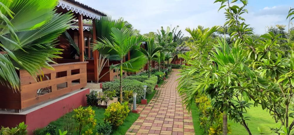 Grand Vatika Resort 3*