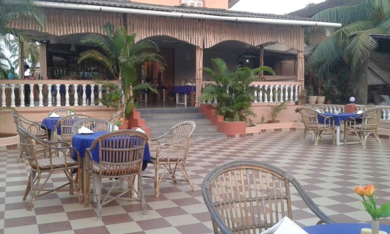 Hills Den Guest House 1*