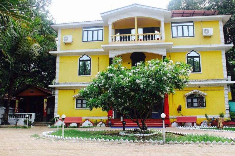 La Casa Siolim 2*