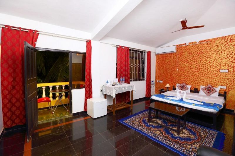 La Casa Siolim 2*