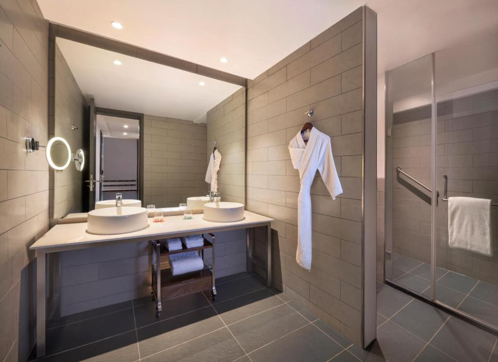 Le Meridien 5*