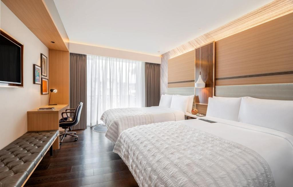 Le Meridien 5*