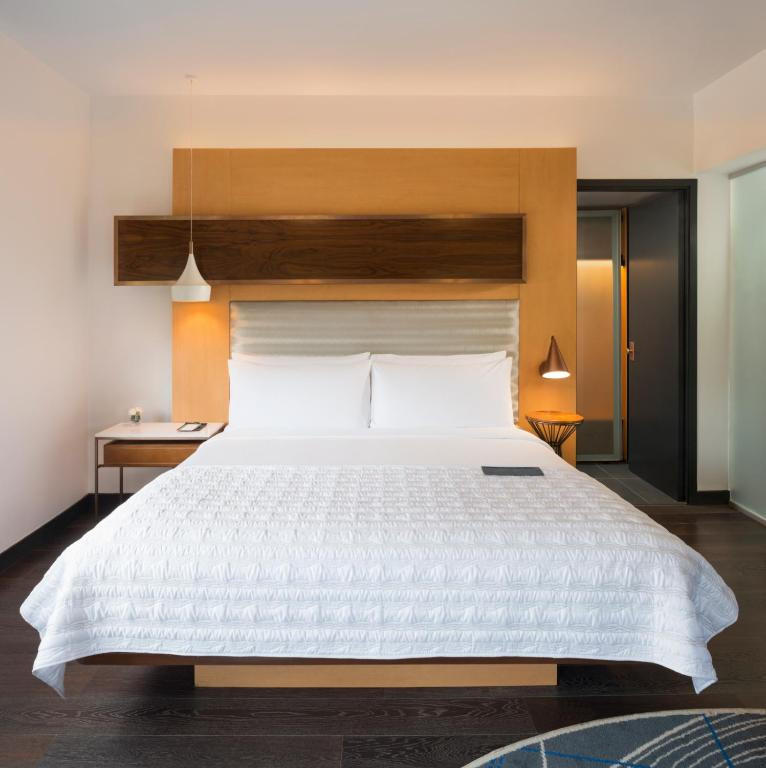 Le Meridien 5*