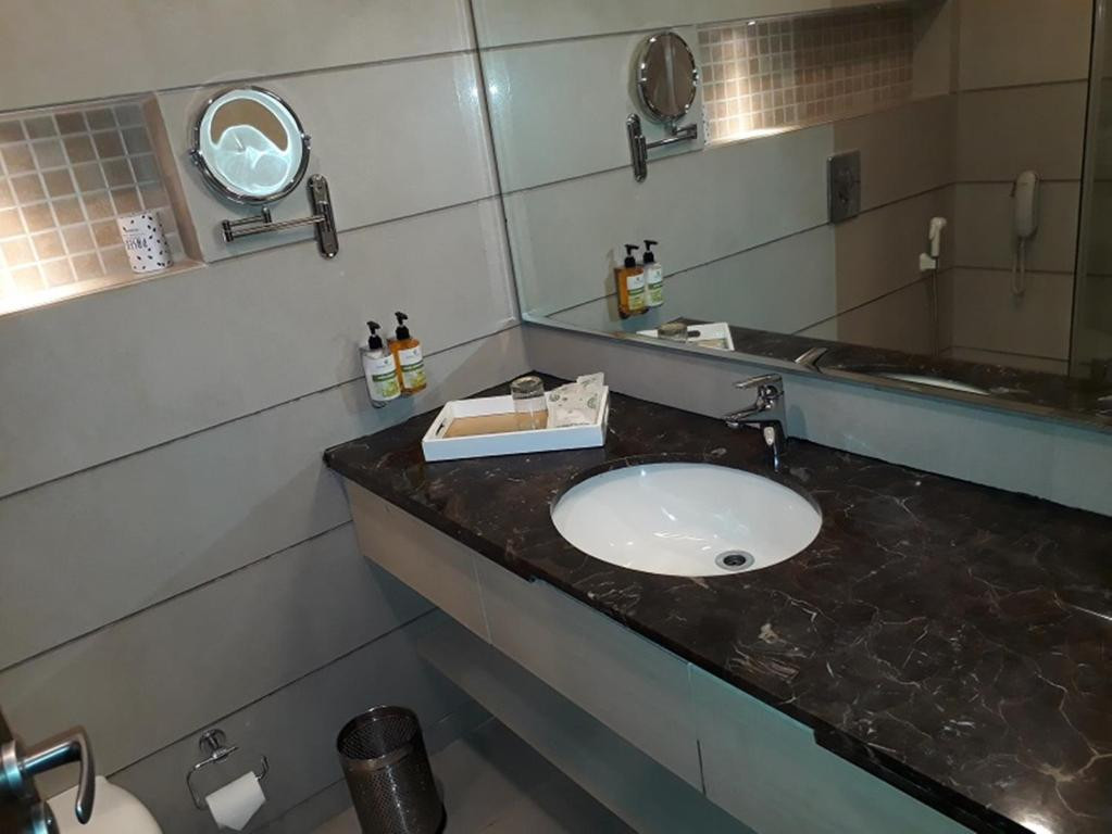 Lemon Tree Hotel Candolim 3*