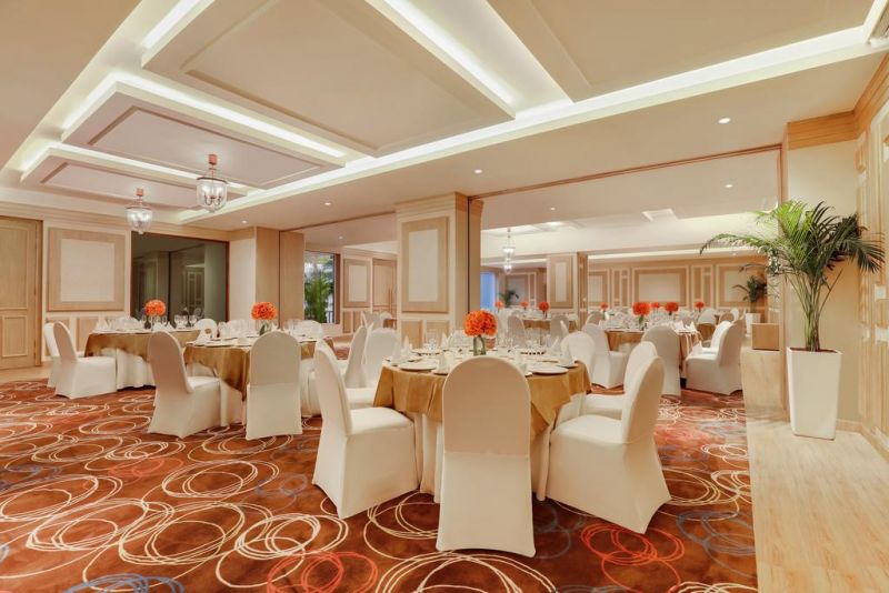 Lemon Tree Premier Delhi Airport 4*