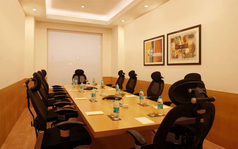Lemon Tree Premier Delhi Airport 4*