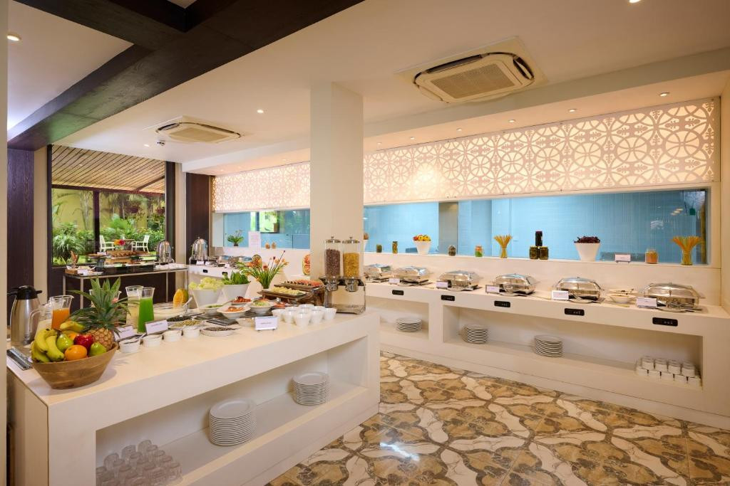 Sea Breeze Sarovar Portico (Ex. Sea Breeze Max Resort & Spa) 3*