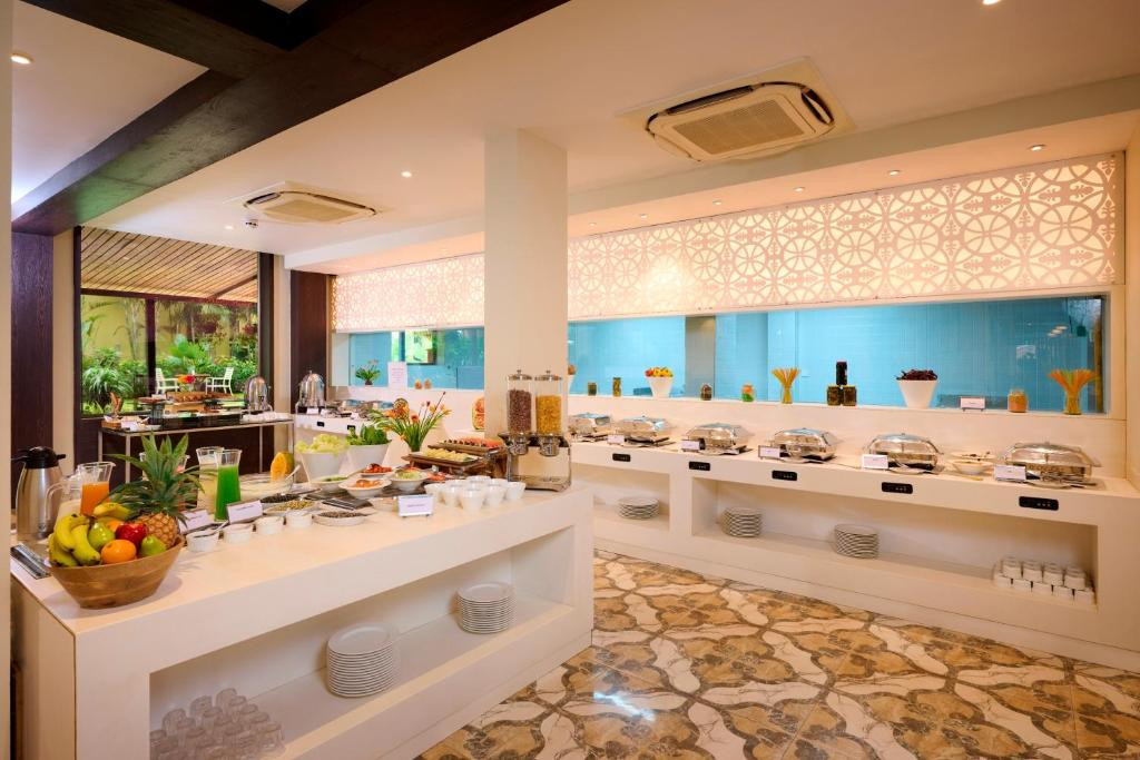 Sea Breeze Sarovar Portico (Ex. Sea Breeze Max Resort & Spa) 3*