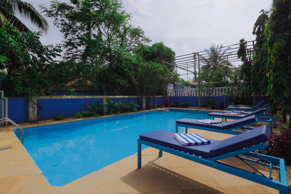 Mayflower Beach Resort 3*