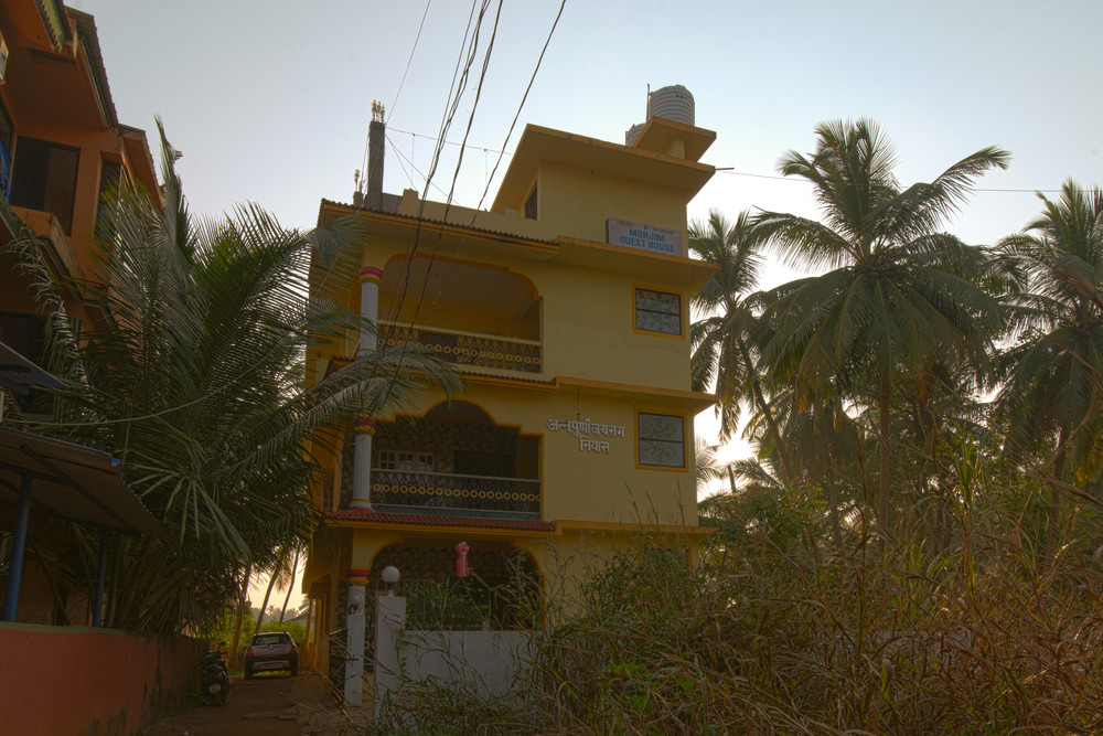 Morjim Guest House 1*