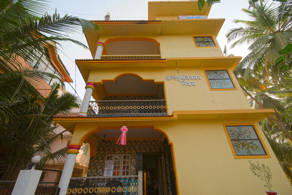 Morjim Guest House 1*