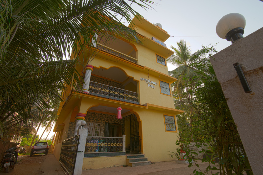 Morjim Guest House 1*