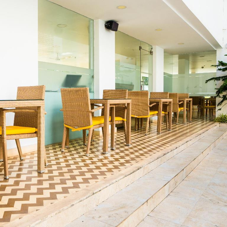 Bloomrooms Calangute 4*