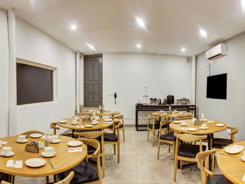 Oceans 7 Ashvem (Ex. Oyo Townhouse Ashvem) 2*