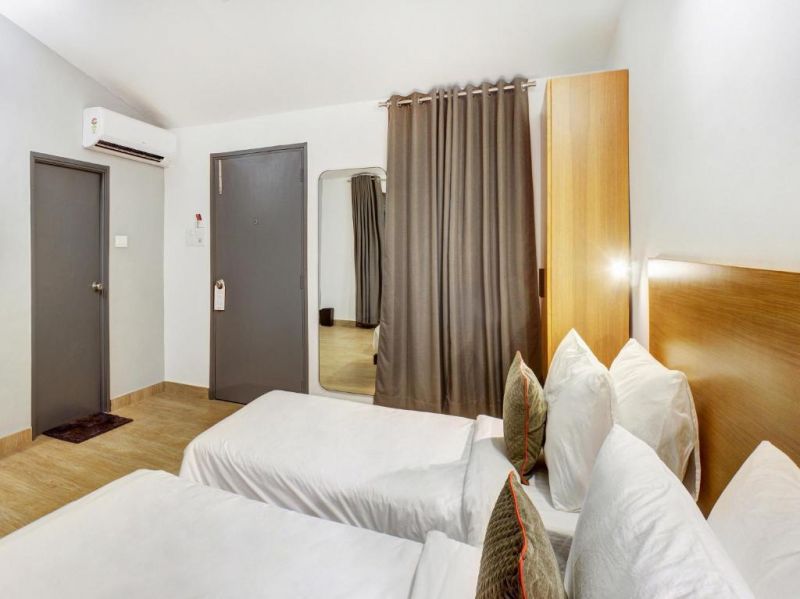 Oceans 7 Ashvem (Ex. Oyo Townhouse Ashvem) 2*