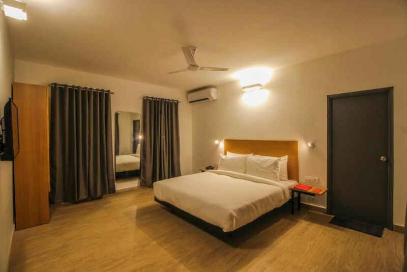 Oceans 7 Ashvem (Ex. Oyo Townhouse Ashvem) 2*