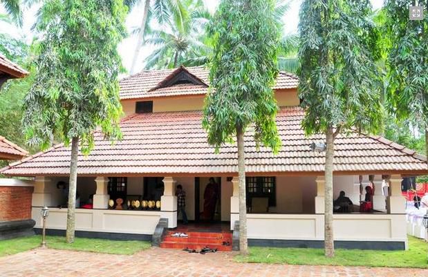 Perumbayil Ayurveda Mana 2*