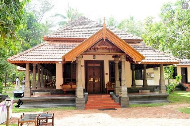 Perumbayil Ayurveda Mana 2*
