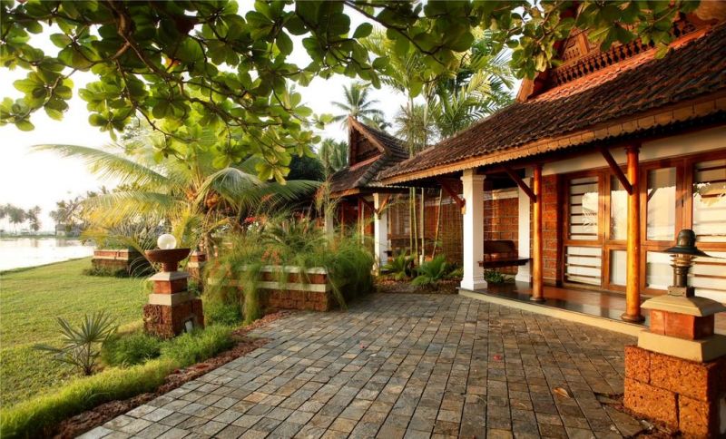 Punnamada Resort 4*