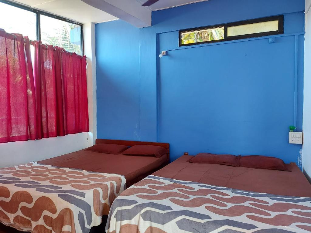 Red Rock Beach Hotel 2*