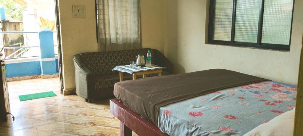 Red Rock Beach Hotel 2*