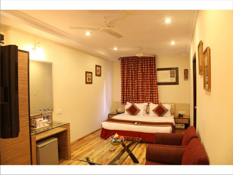 Rupam Hotel 3*