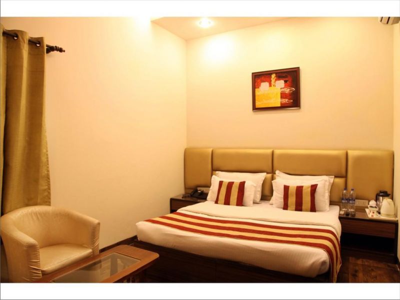 Rupam Hotel 3*