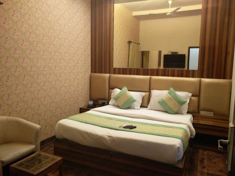 Rupam Hotel 3*
