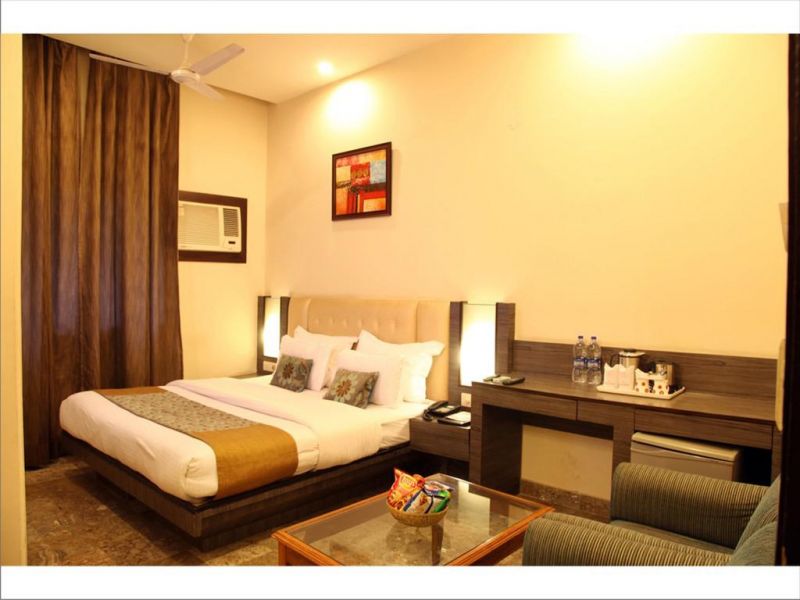 Rupam Hotel 3*