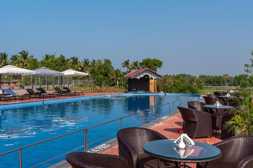 Salcete Beach Resort 4*