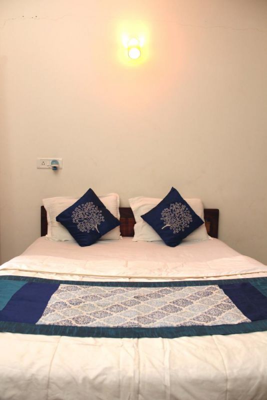 Sandy Shores Guest House (Ex. Ashvem Sea View) 2*